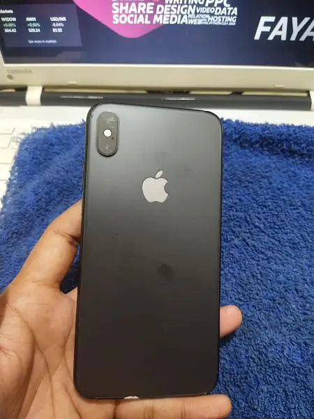 urgent sale iphone xs max pta approved